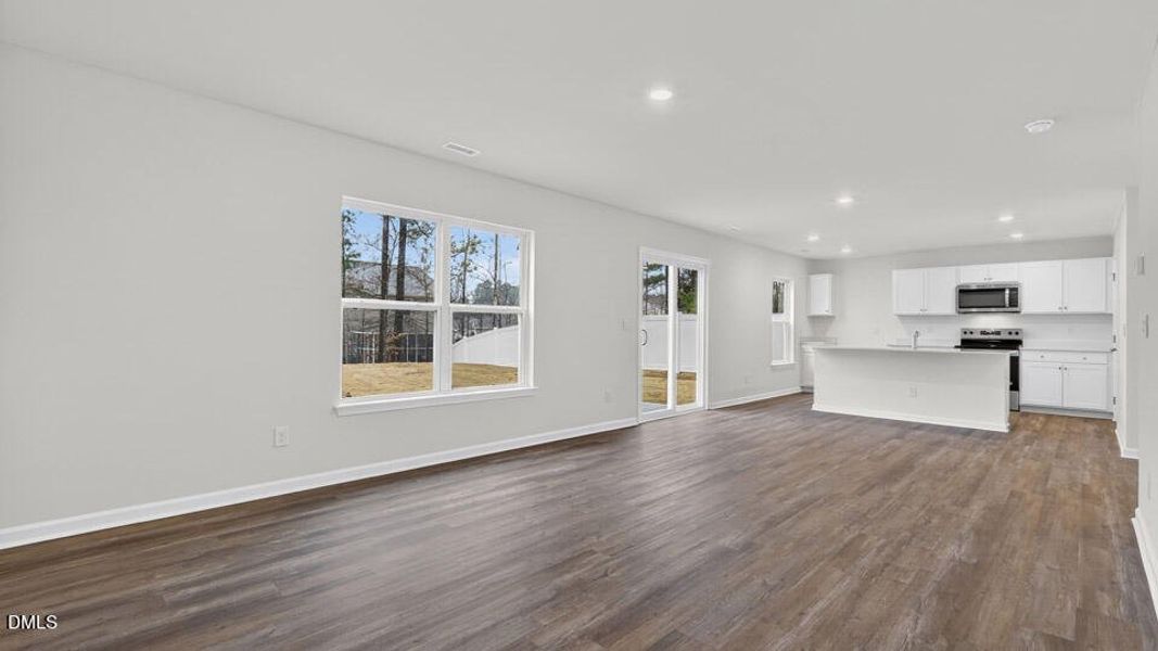 117-ross-dr-dr-horton-035