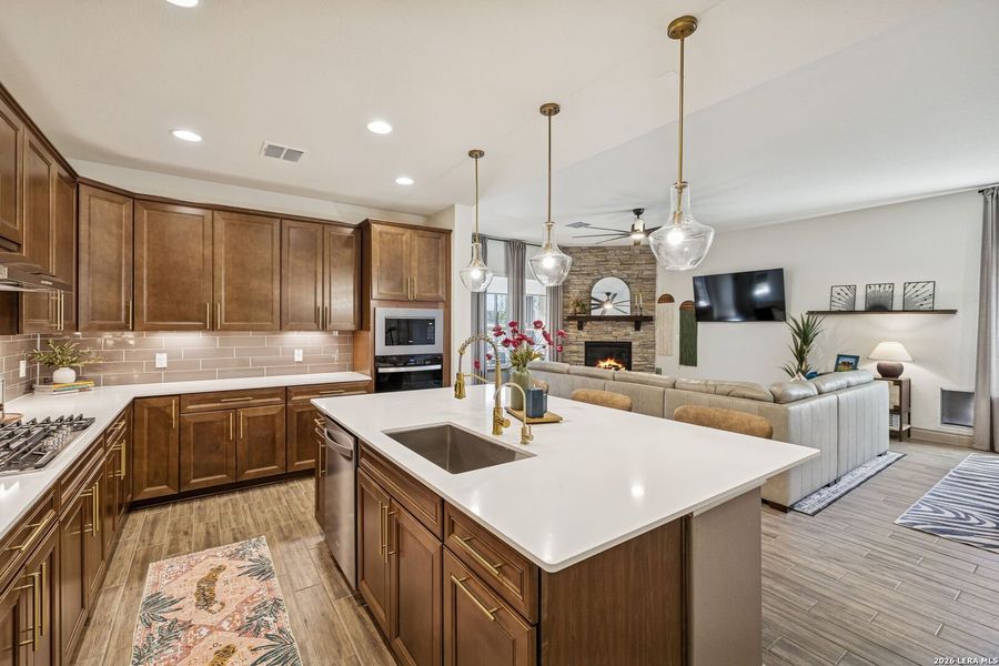 Furnished interior view inside a new home in Davis Ranch, San Antonio (Image 6). Furnished interior view inside a new home in Davis Ranch, San Antonio (Image 6).