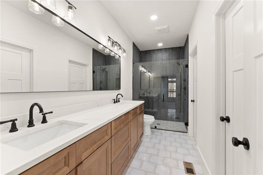 Furnished interior view inside a new home in , Dawsonville (Image 8).