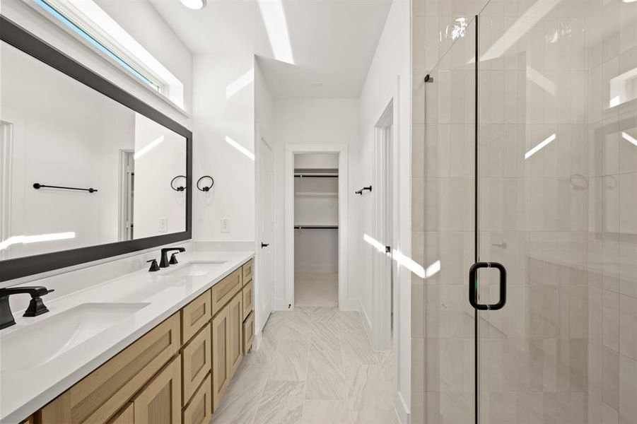 417 Newpark- Primary Suite-2