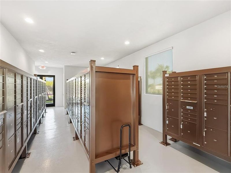 Furnished interior view inside a new home in , Englewood (Image 38).