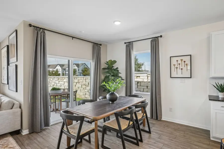 Representative furnished interior of a home built from the Sparrow by Taylor Morrison in Longview, Del Valle (Image 7).