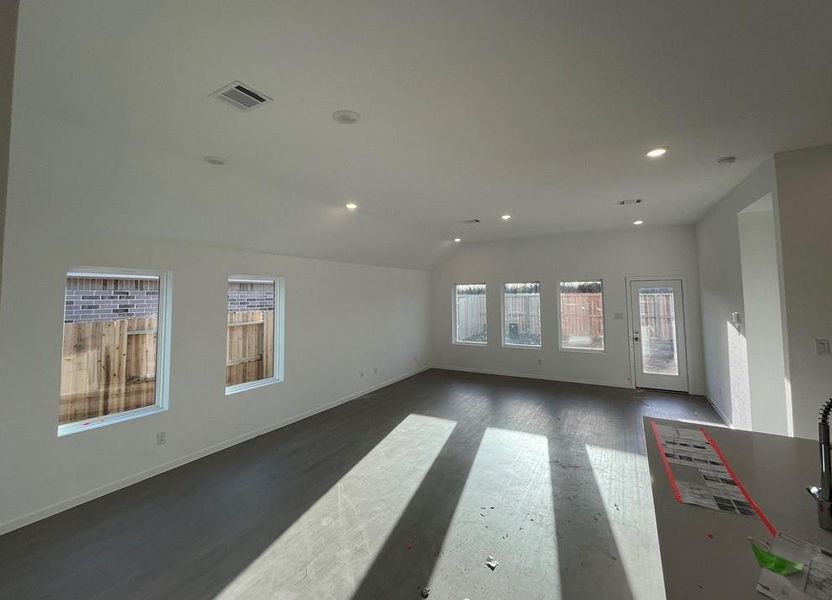 Pictures are representative of floor plan - not actual home for sale Pictures are representative of floor plan - not actual home for sale