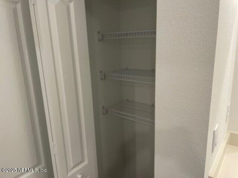 Spacious, unfurnished interior of a new home in The Arbors, Jacksonville (Image 18).