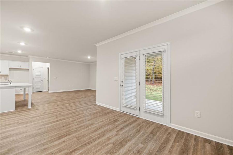 Spacious, unfurnished interior of a new home in Kingston Ranch at Lake Oconee, Buckhead (Image 25). Spacious, unfurnished interior of a new home in Kingston Ranch at Lake Oconee, Buckhead (Image 25).