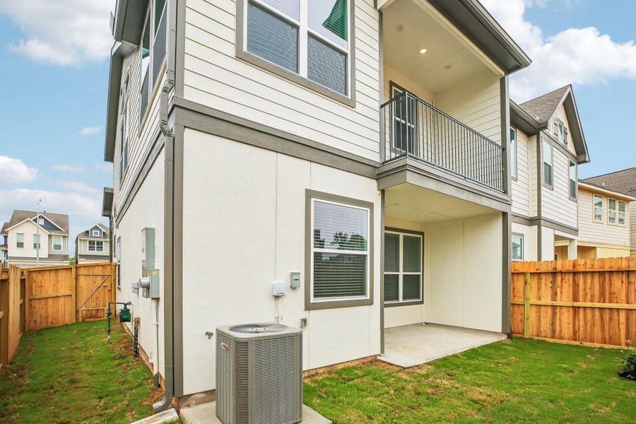 Exterior details and patio area of a home in Sienna 45', Missouri City (Image 22).