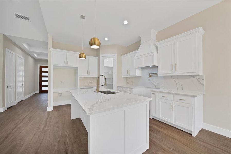 Furnished interior view inside a new home in , Dallas (Image 12).