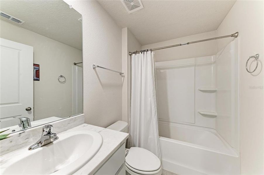 Furnished interior view inside a new home in Evergreen, Bradenton (Image 22).