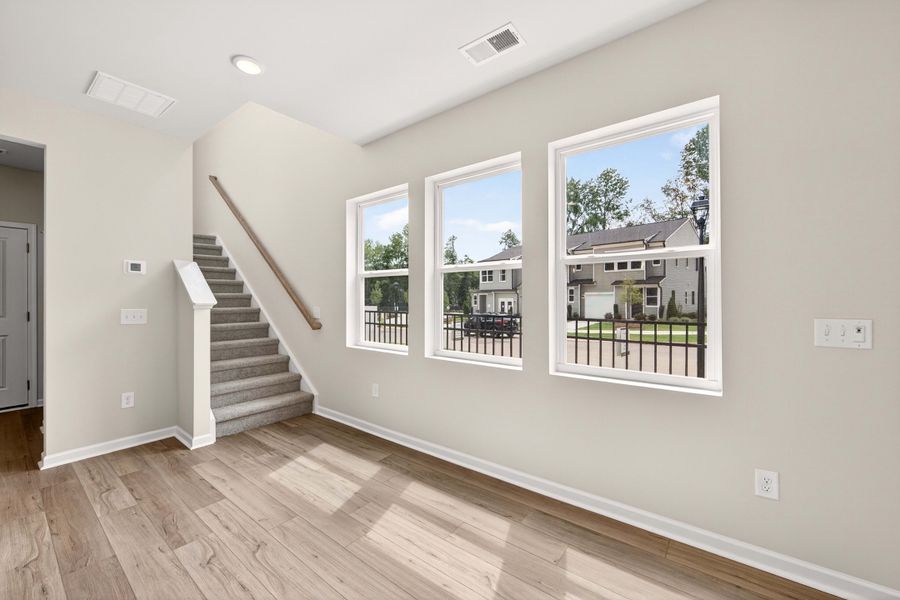Spacious, unfurnished interior of a new home in Amplitude, Charlotte (Image 16).