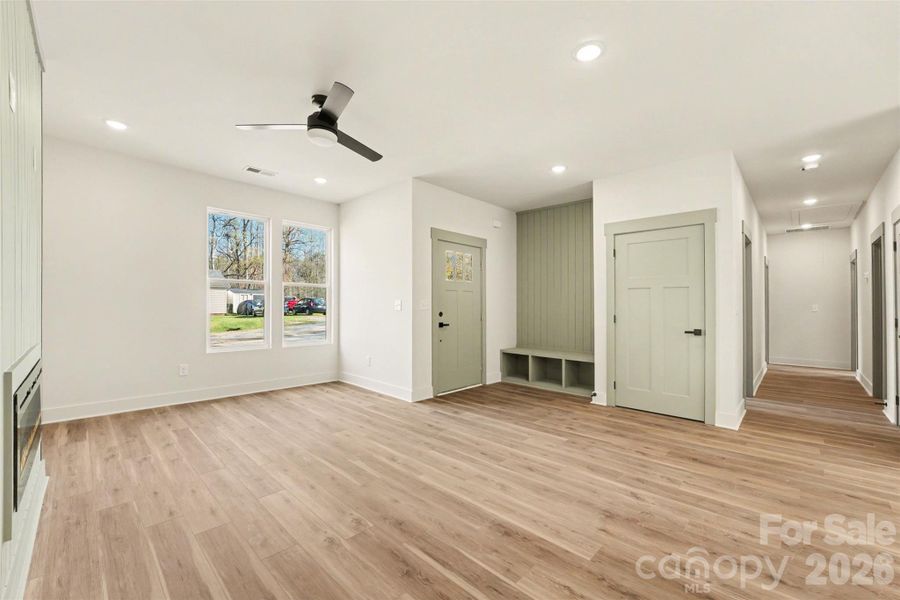 Spacious, unfurnished interior of a new home in , Cherryville (Image 15).