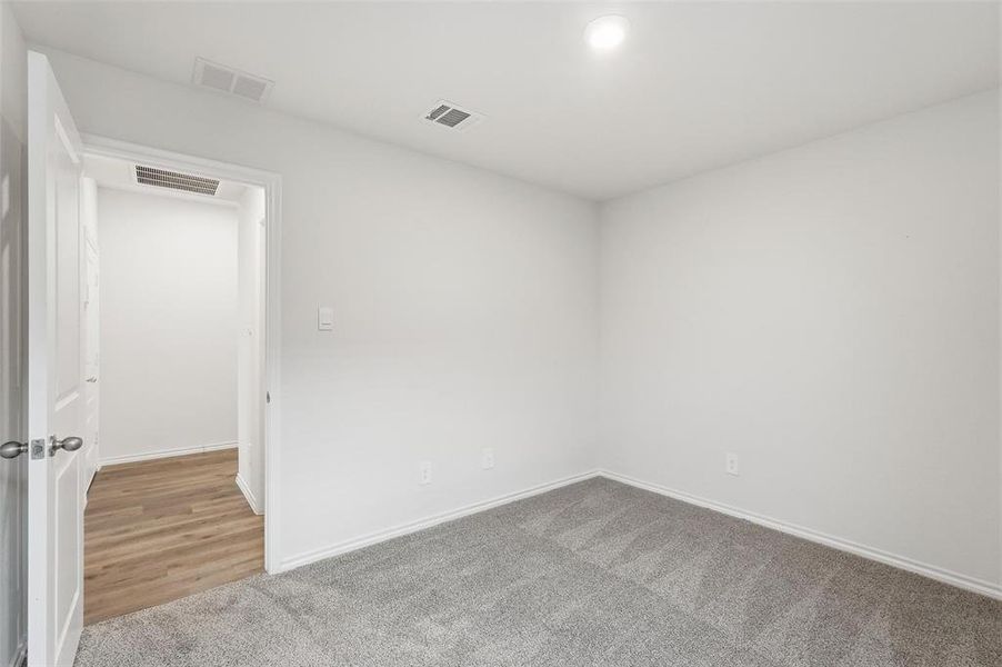 Spacious, unfurnished interior of a new home in , Princeton (Image 35).