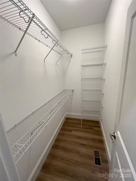 Spacious, unfurnished interior of a new home in , Hickory (Image 26).