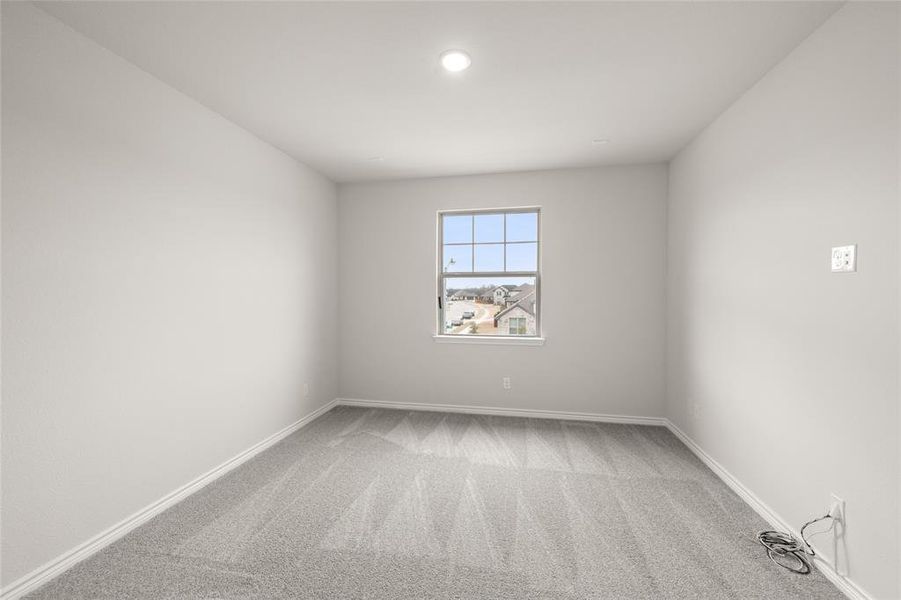 Spacious, unfurnished interior of a new home in Hidden Vistas, Burleson (Image 21). Spacious, unfurnished interior of a new home in Hidden Vistas, Burleson (Image 21).