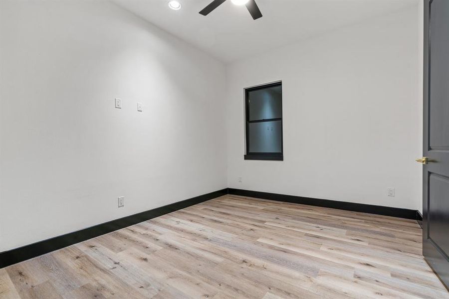 Spacious, unfurnished interior of a new home in , Dallas (Image 17).