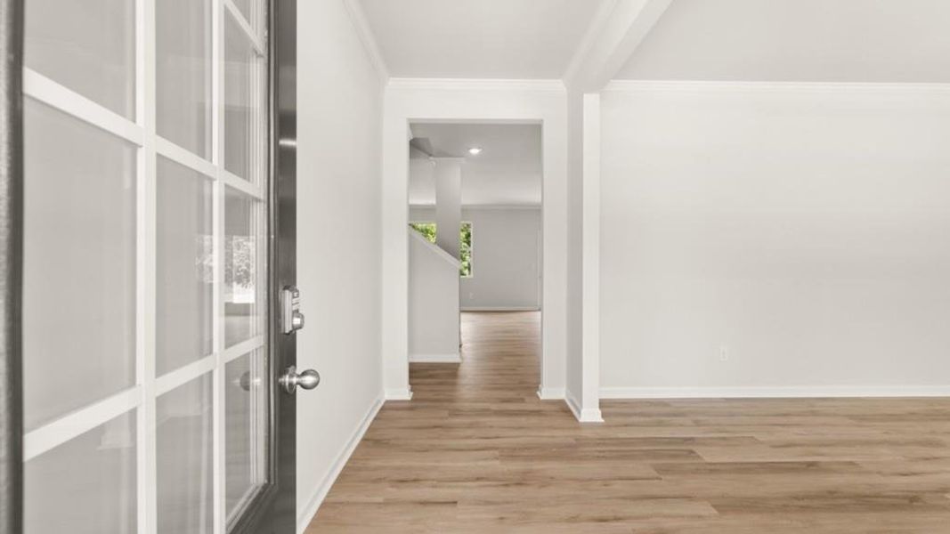 Spacious, unfurnished interior of a new home in Lost Creek, Dallas (Image 18).