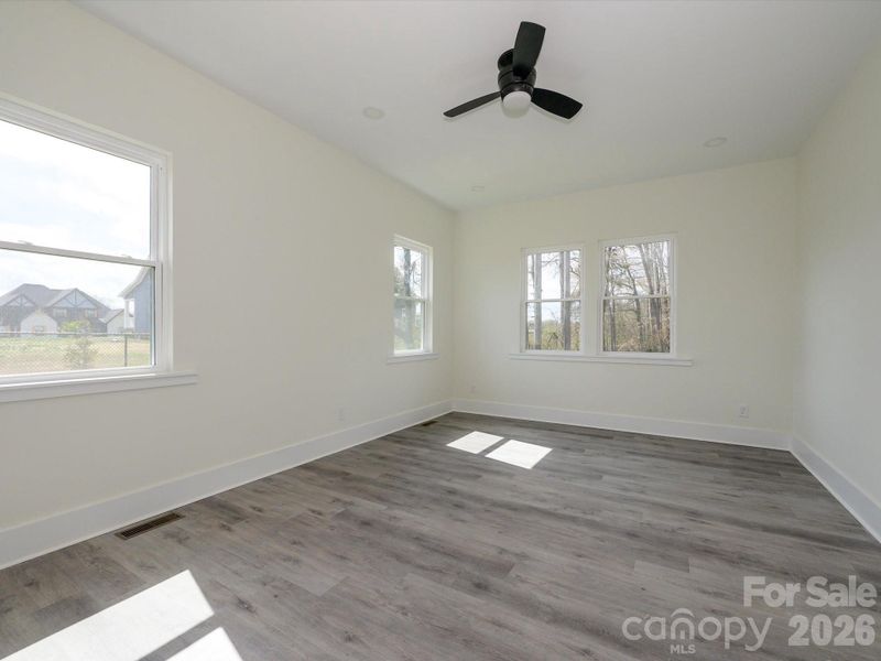 Spacious, unfurnished interior of a new home in , Bessemer City (Image 17).