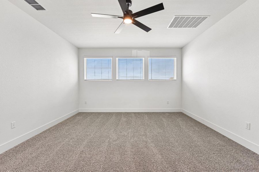 Spacious, unfurnished interior of a new home in 6 Creeks, Kyle (Image 17). Spacious, unfurnished interior of a new home in 6 Creeks, Kyle (Image 17).