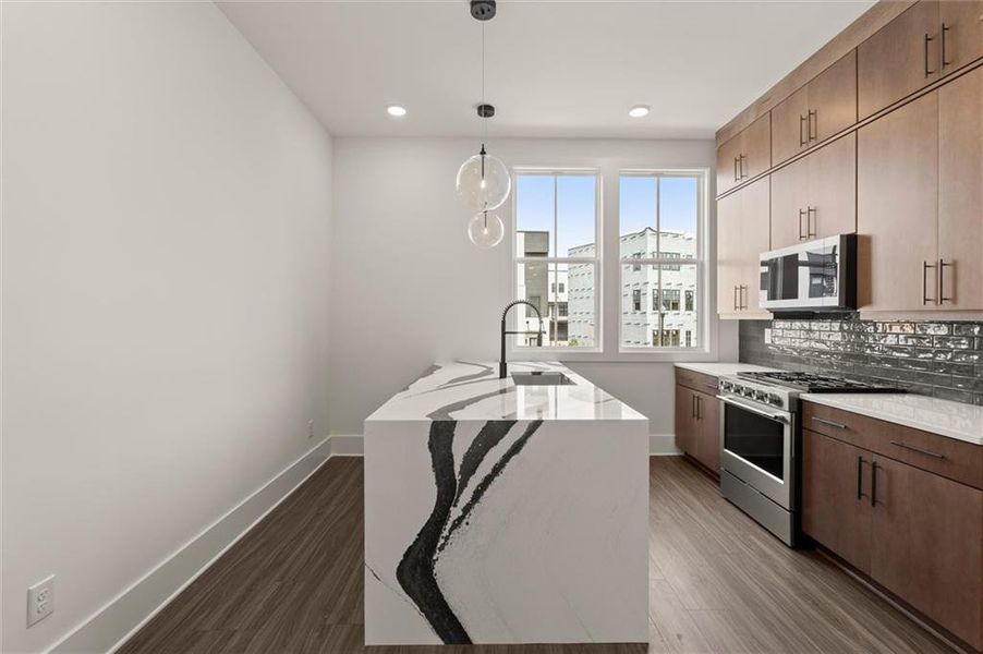 Furnished interior view inside a new home in , Alpharetta (Image 10).