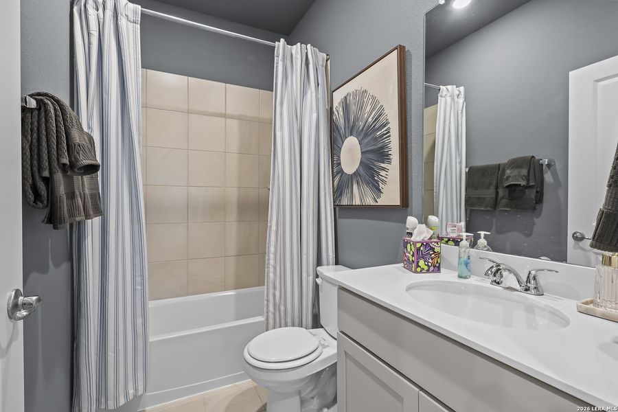 Furnished interior view inside a new home in Lone Oak, San Antonio (Image 32). Furnished interior view inside a new home in Lone Oak, San Antonio (Image 32).