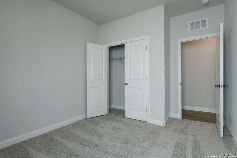 Spacious, unfurnished interior of a new home in Enclave at Hennersby Hollow 50's, San Antonio (Image 24). Spacious, unfurnished interior of a new home in Enclave at Hennersby Hollow 50's, San Antonio (Image 24).