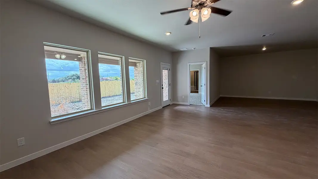 Spacious, unfurnished interior of a new home in The Lakes Northwest, Corpus Christi (Image 12). Spacious, unfurnished interior of a new home in The Lakes Northwest, Corpus Christi (Image 12).