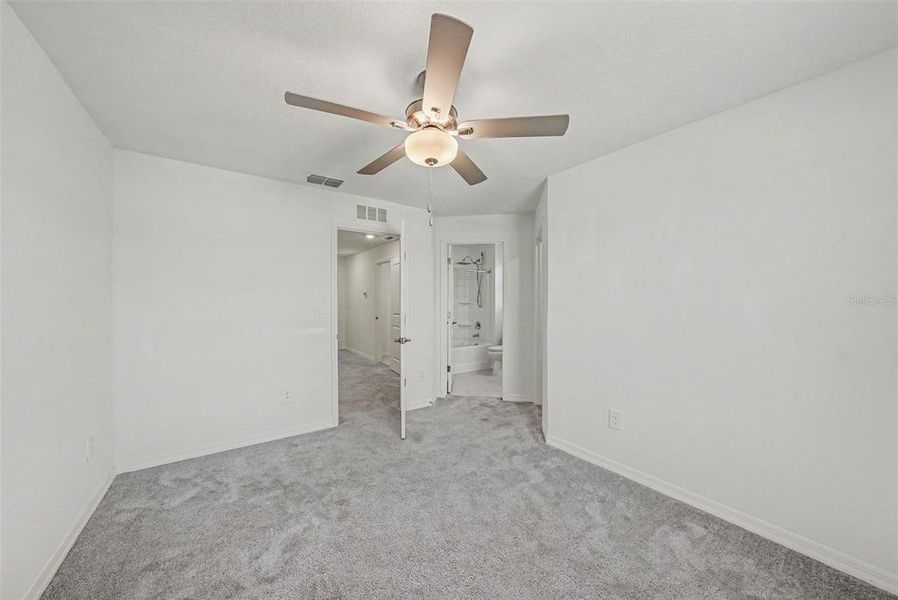 Spacious, unfurnished interior of a new home in , Zephyrhills (Image 23).