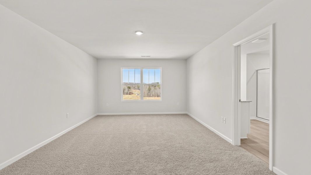 Representative unfurnished interior of a home built from the Hayden by D.R. Horton in Aurora Creek, Dallas (Image 25).