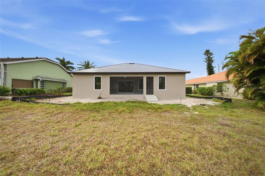 Exterior details and patio area of a home in , Punta Gorda (Image 3).