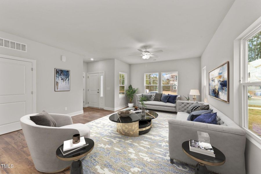 7-web-or-mls-Living Room