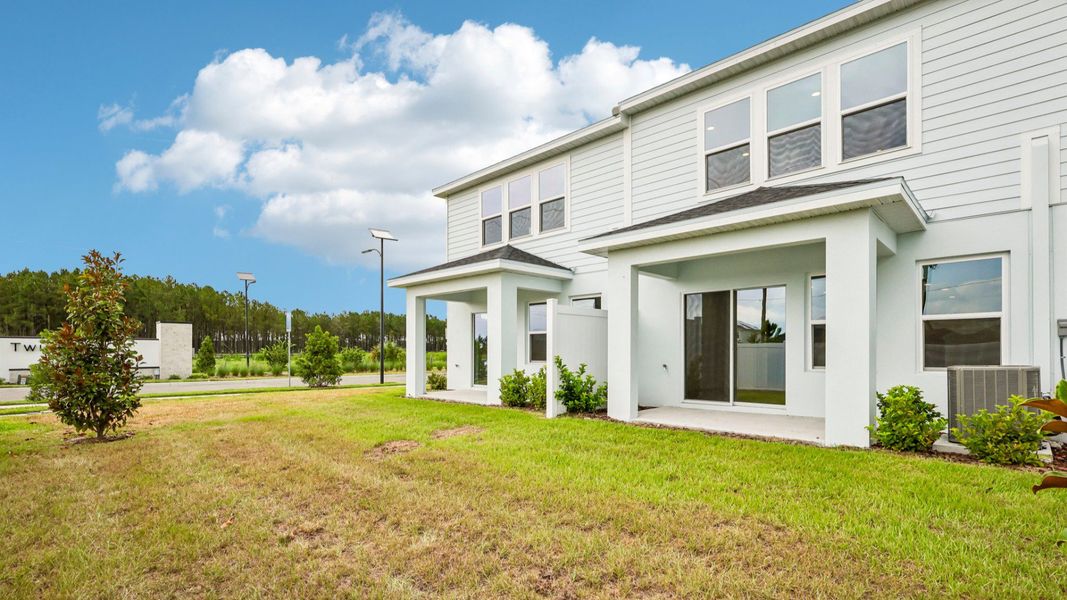 Exterior details and patio area of a home in Twin Oaks, Zephyrhills (Image 24). Exterior details and patio area of a home in Twin Oaks, Zephyrhills (Image 24).