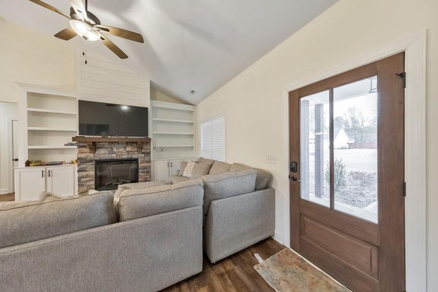 Furnished interior view inside a new home in , Rockmart (Image 8).