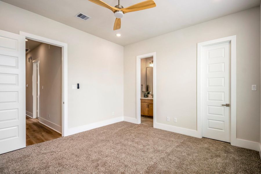 Spacious, unfurnished interior of a new home in , Houston (Image 21). Spacious, unfurnished interior of a new home in , Houston (Image 21).