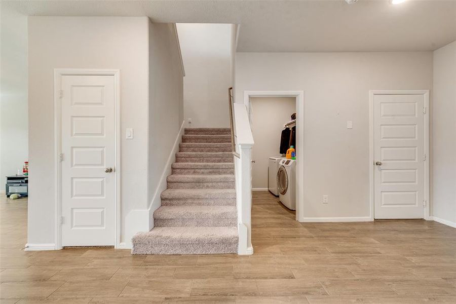 Spacious, unfurnished interior of a new home in Hunters Ridge, Crowley (Image 22).