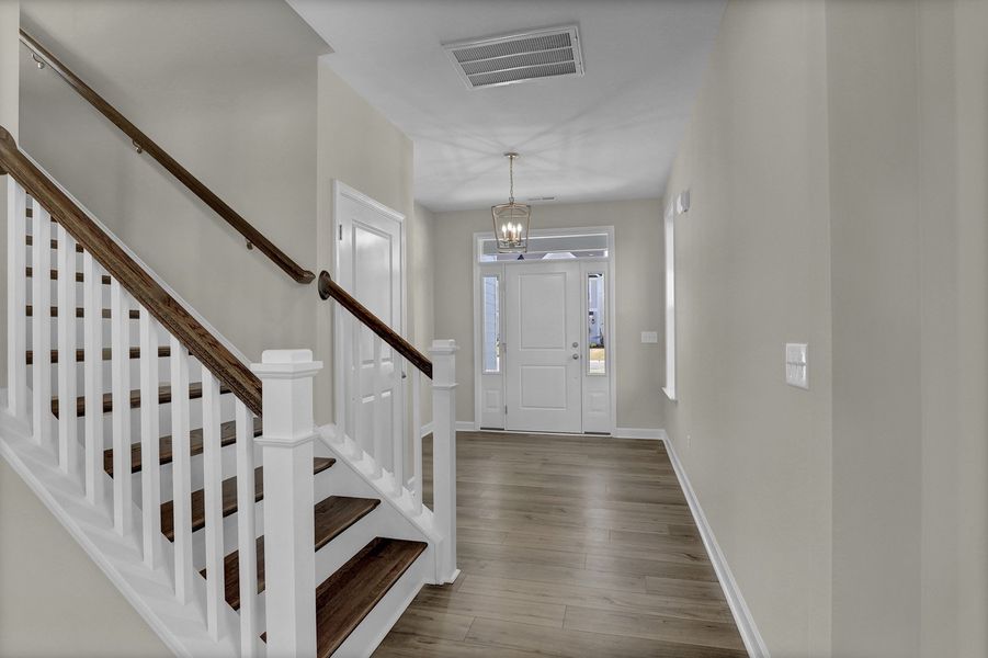 Spacious, unfurnished interior of a new home in East Wynd, Hampstead (Image 22).