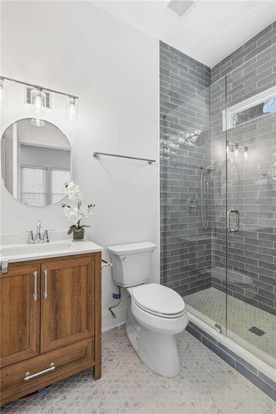 Furnished interior view inside a new home in , Atlanta (Image 45).