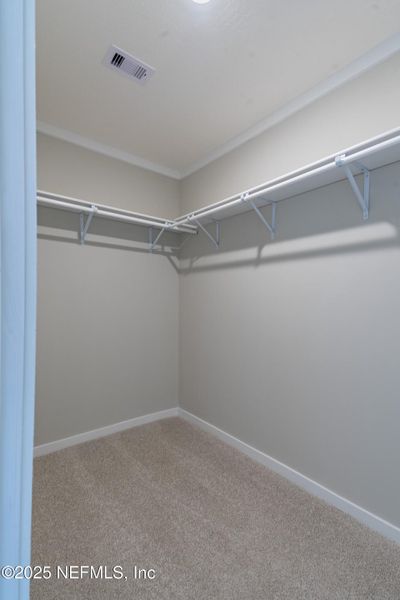 Spacious, unfurnished interior of a new home in , Callahan (Image 15).