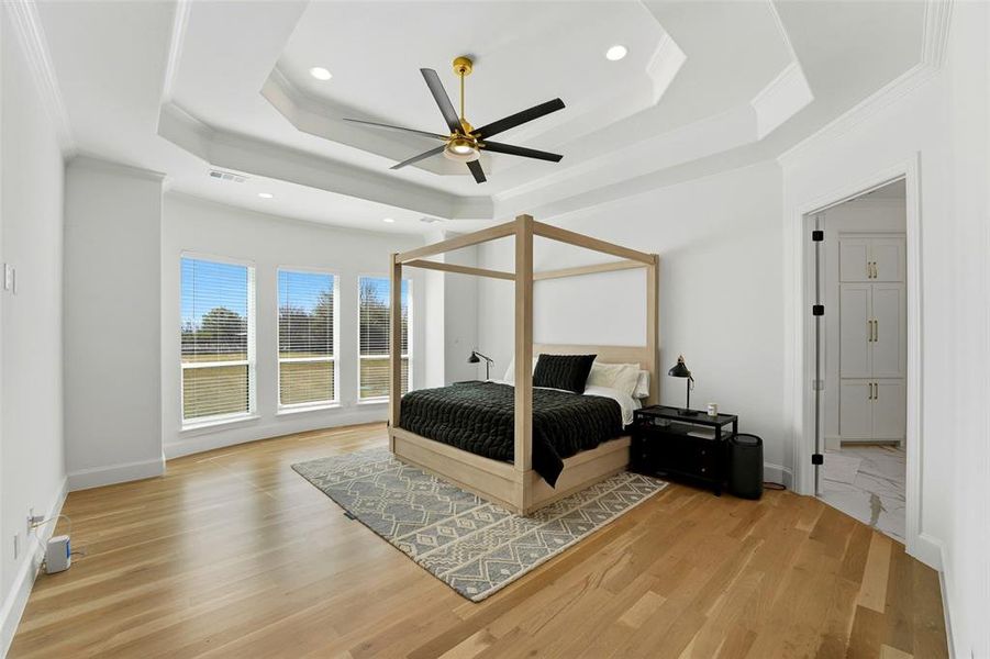 Furnished interior view inside a new home in , Rockwall (Image 13).