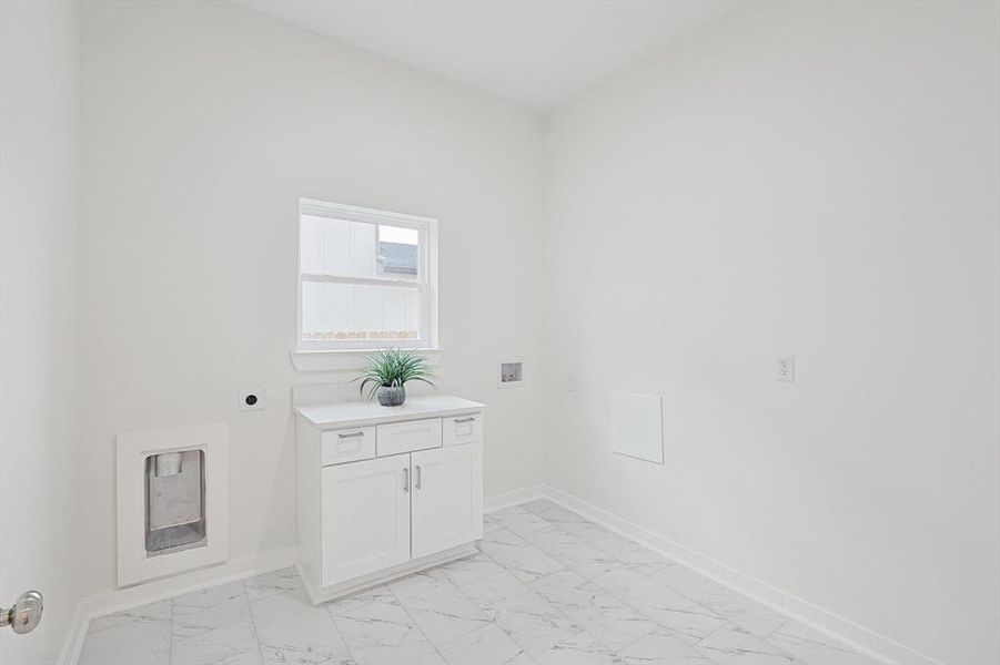 Furnished interior view inside a new home in , Roanoke (Image 19).