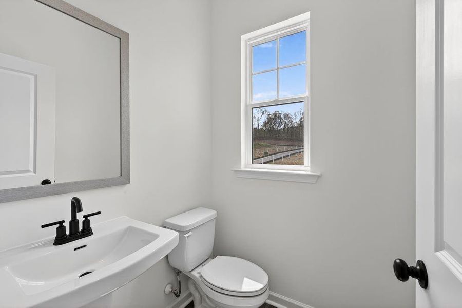 Furnished interior view inside a new home in Rosewood Farm, Lawrenceville (Image 8).