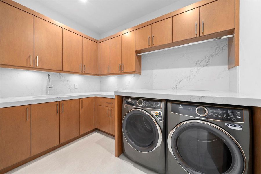 2nd Floor Laundry Room