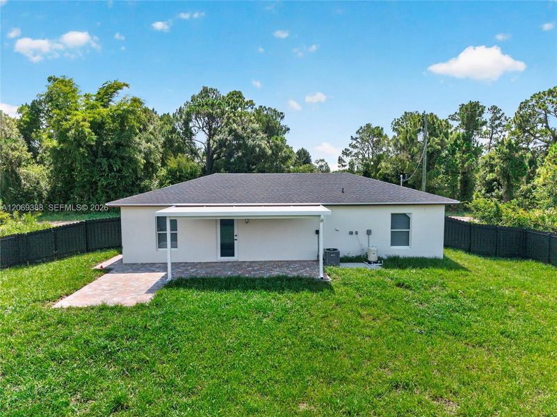 Exterior details and patio area of a home in , Lehigh Acres (Image 21).