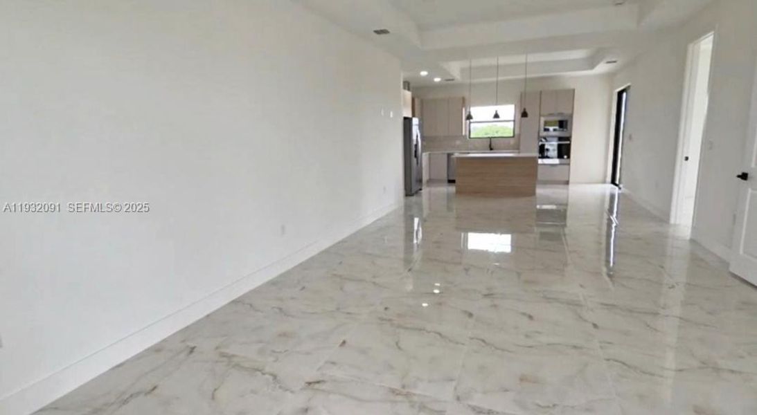 Spacious, unfurnished interior of a new home in , Labelle (Image 8).