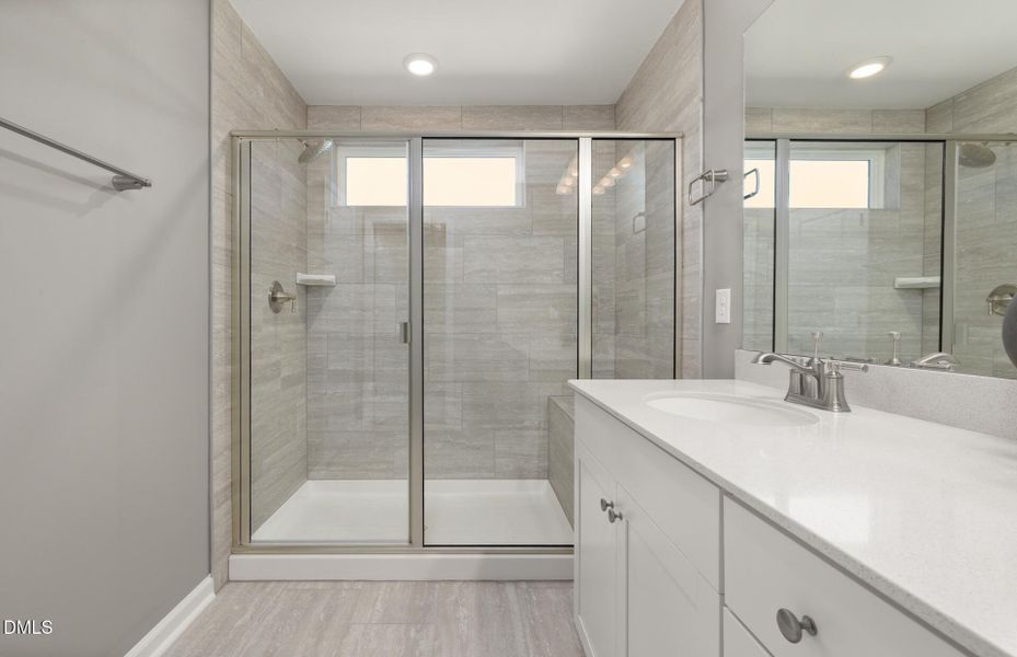 Crestwind (23) Crestwind (23)