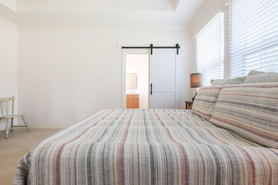 Furnished interior view inside a new home in , Pearland (Image 7).