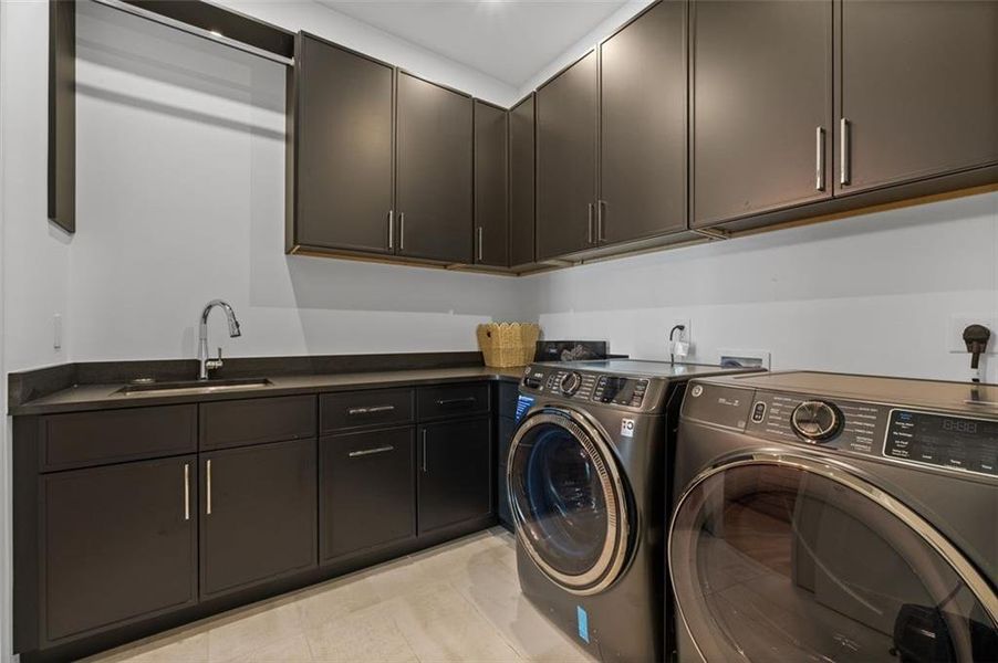 Furnished interior view inside a new home in , Atlanta (Image 15).