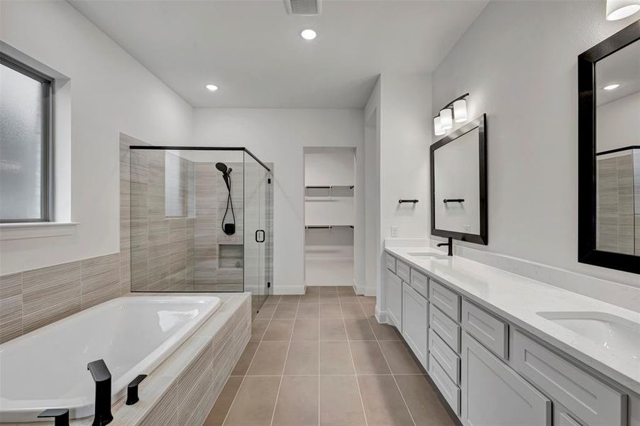 Furnished interior view inside a new home in Terraces – Estates, Rockwall (Image 10). Furnished interior view inside a new home in Terraces – Estates, Rockwall (Image 10).