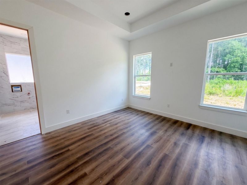 Spacious, unfurnished interior of a new home in , Dayton (Image 5).