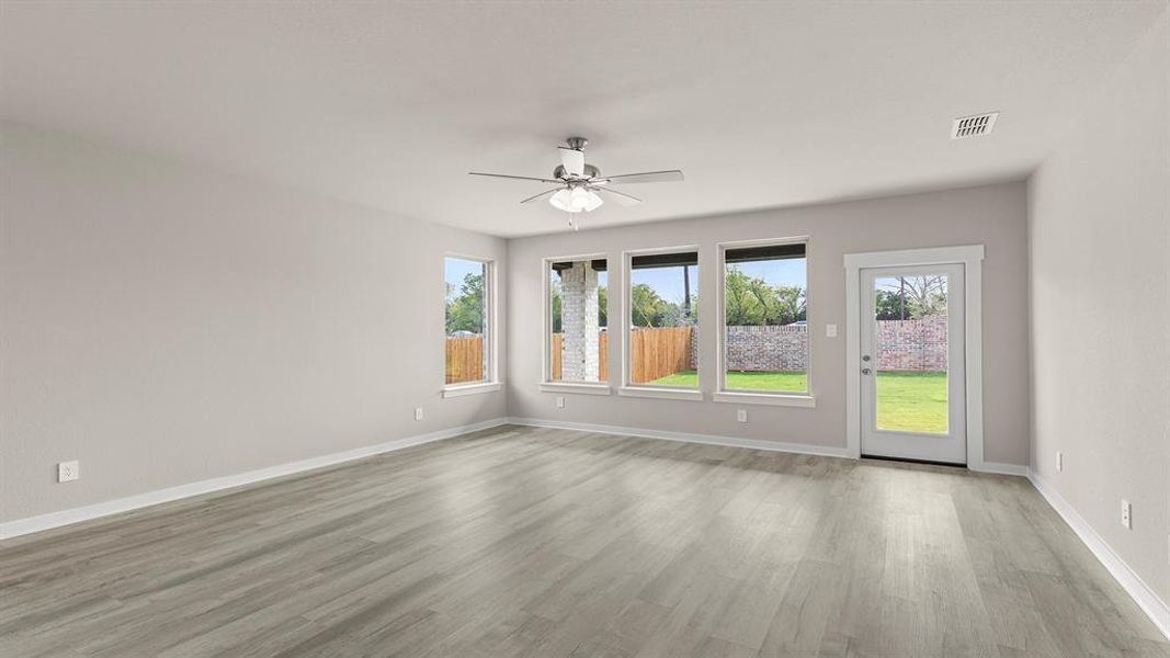 16. 1101 Rushing - Family