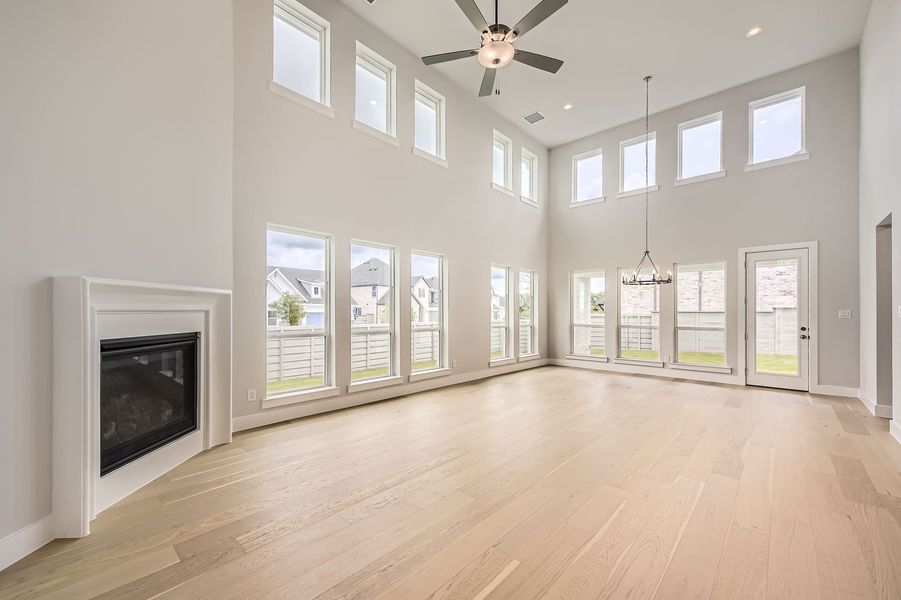 Plan 1568 Representative Photo - Living Room Plan 1568 Representative Photo - Living Room