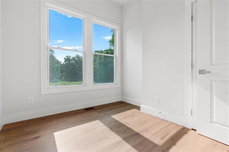 Spacious, unfurnished interior of a new home in , Atlanta (Image 37). Spacious, unfurnished interior of a new home in , Atlanta (Image 37).